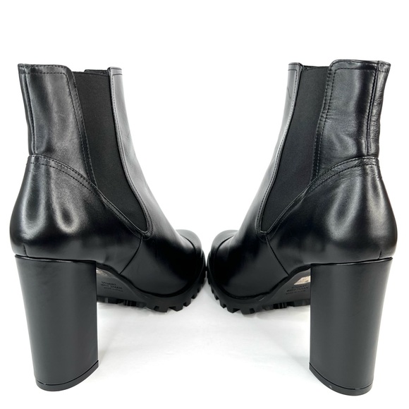 Stuart Weitzman Wenda Chelsea Lugged Ankle Leather Booties US 9.5 - EU 40 - Picture 5 of 10